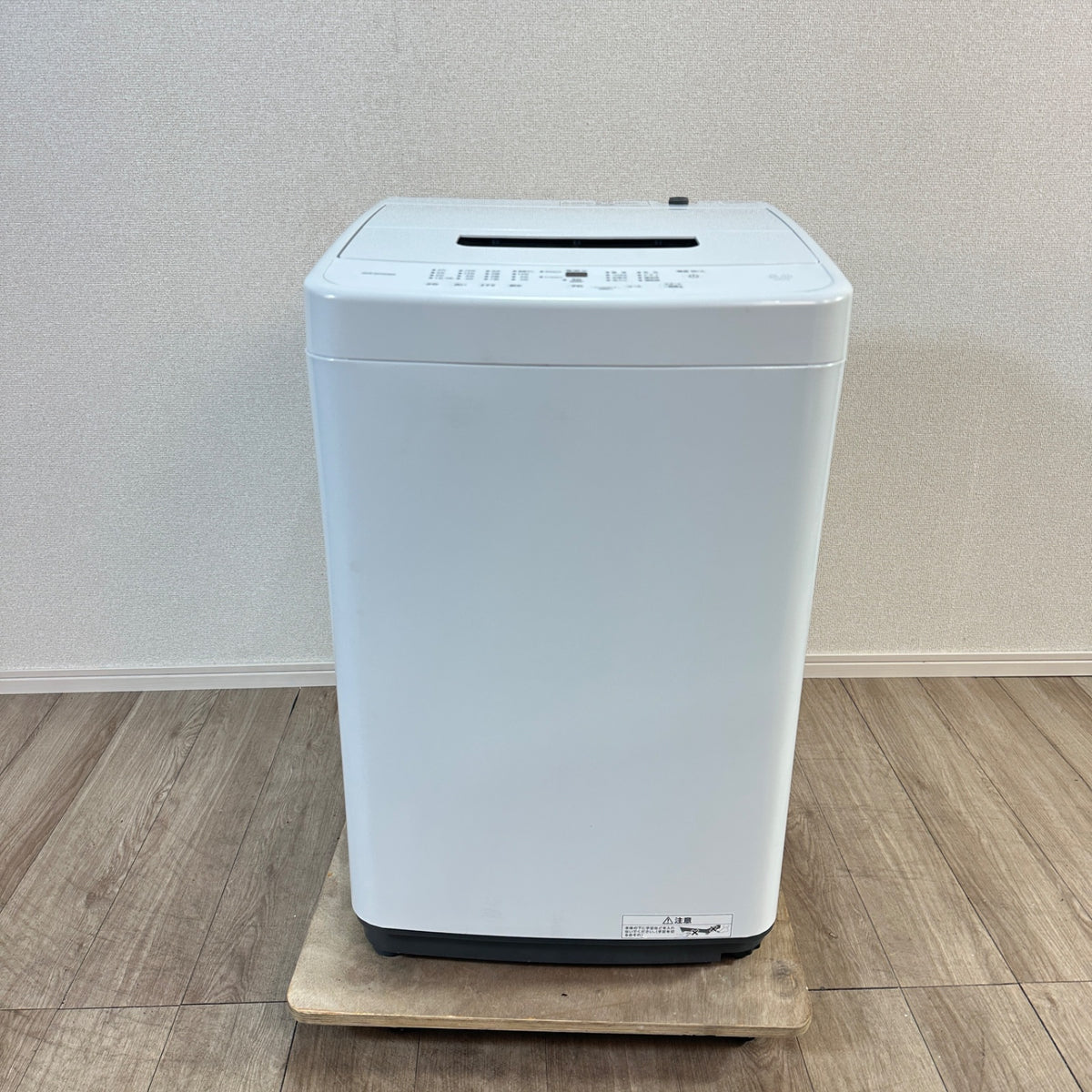 中古 縦型洗濯機 IRIS OHYAMA IAW-T504 5kg 2024年製 写真2