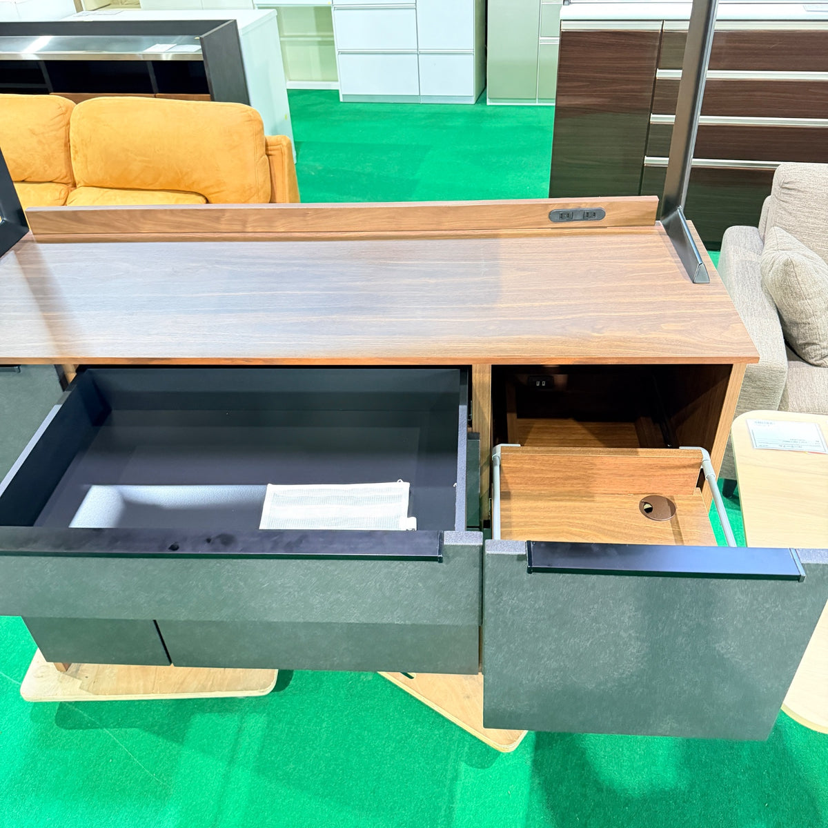 中古 食器棚 スリムタイプ(幅80cm以下) ブラウン 写真9