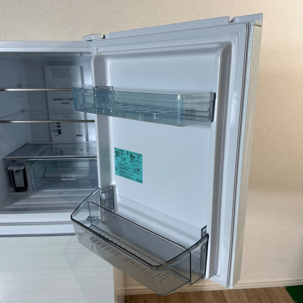 中古 冷蔵庫 Haier JR-CVM29E4 286L 2026年製 写真7