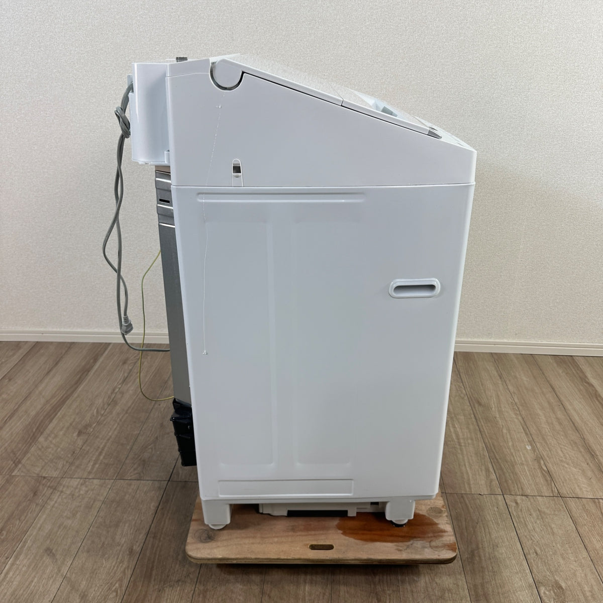 中古 縦型洗濯機 TOSHIBA AW-8DP3 8kg 2024年製